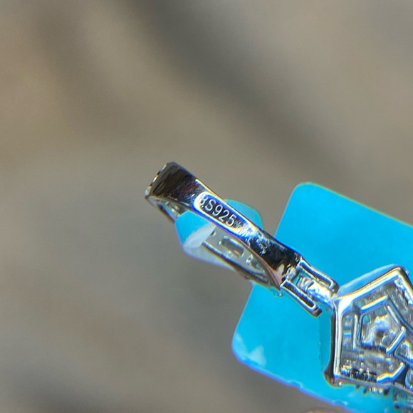 Beautiful NWT Men’s/Women's Moissanite Diamond Cross Pendant on 925 2.11 ctw - Picture 9 of 15